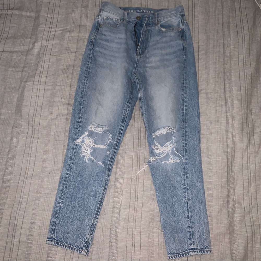 American Eagle Mom Jeans